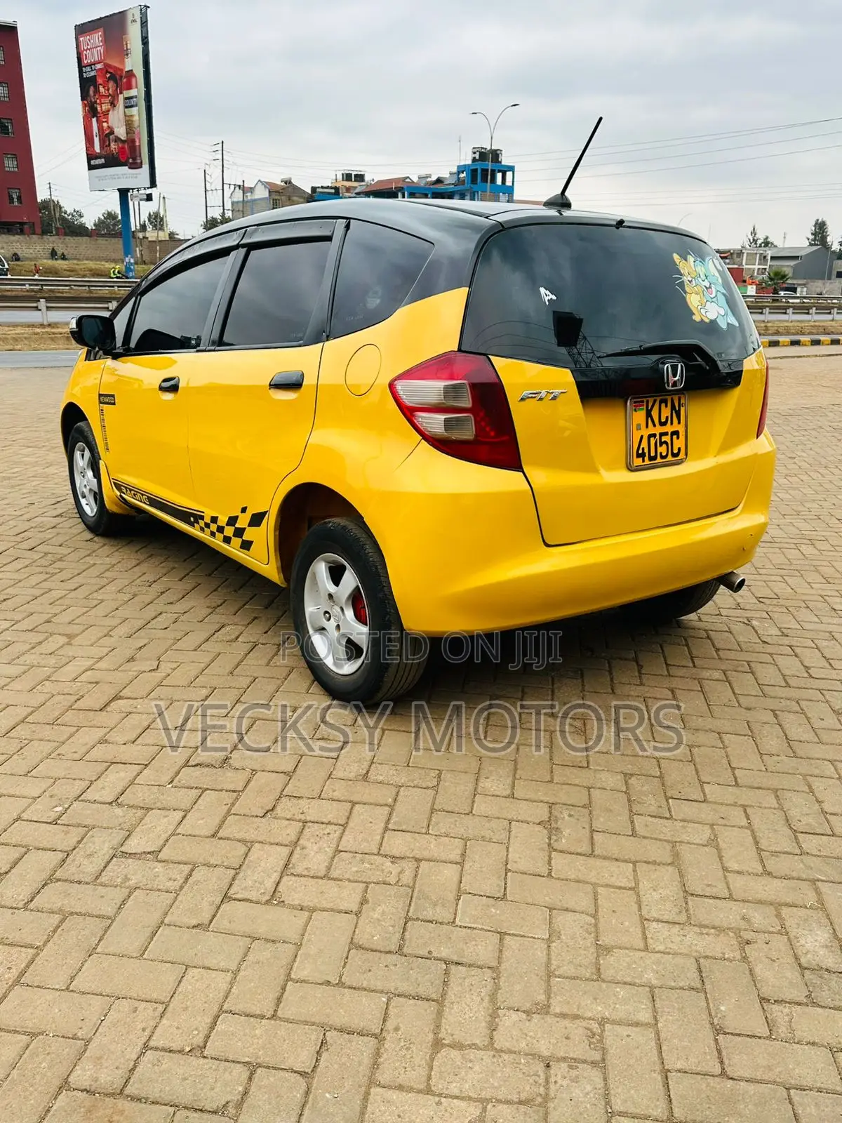 Honda Fit 2010 Yellow