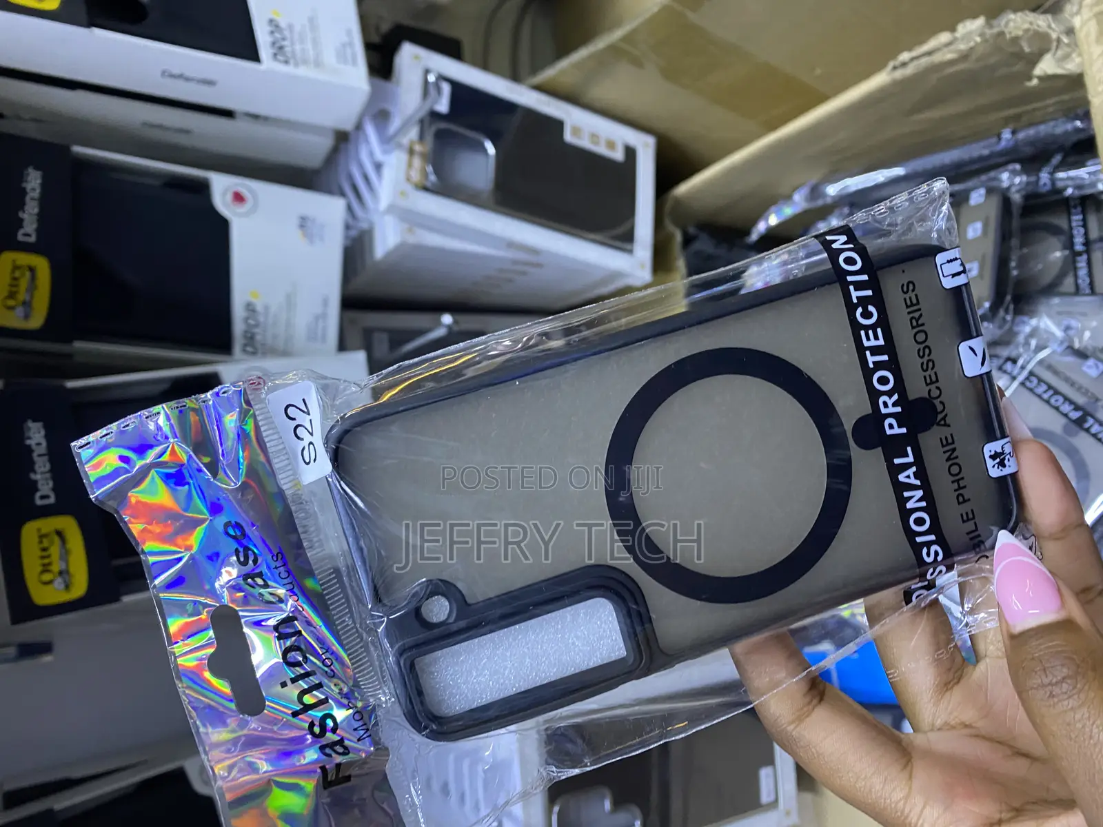 Raleavo Samsung Galaxy S22 Translucent Matte Magsafe Case