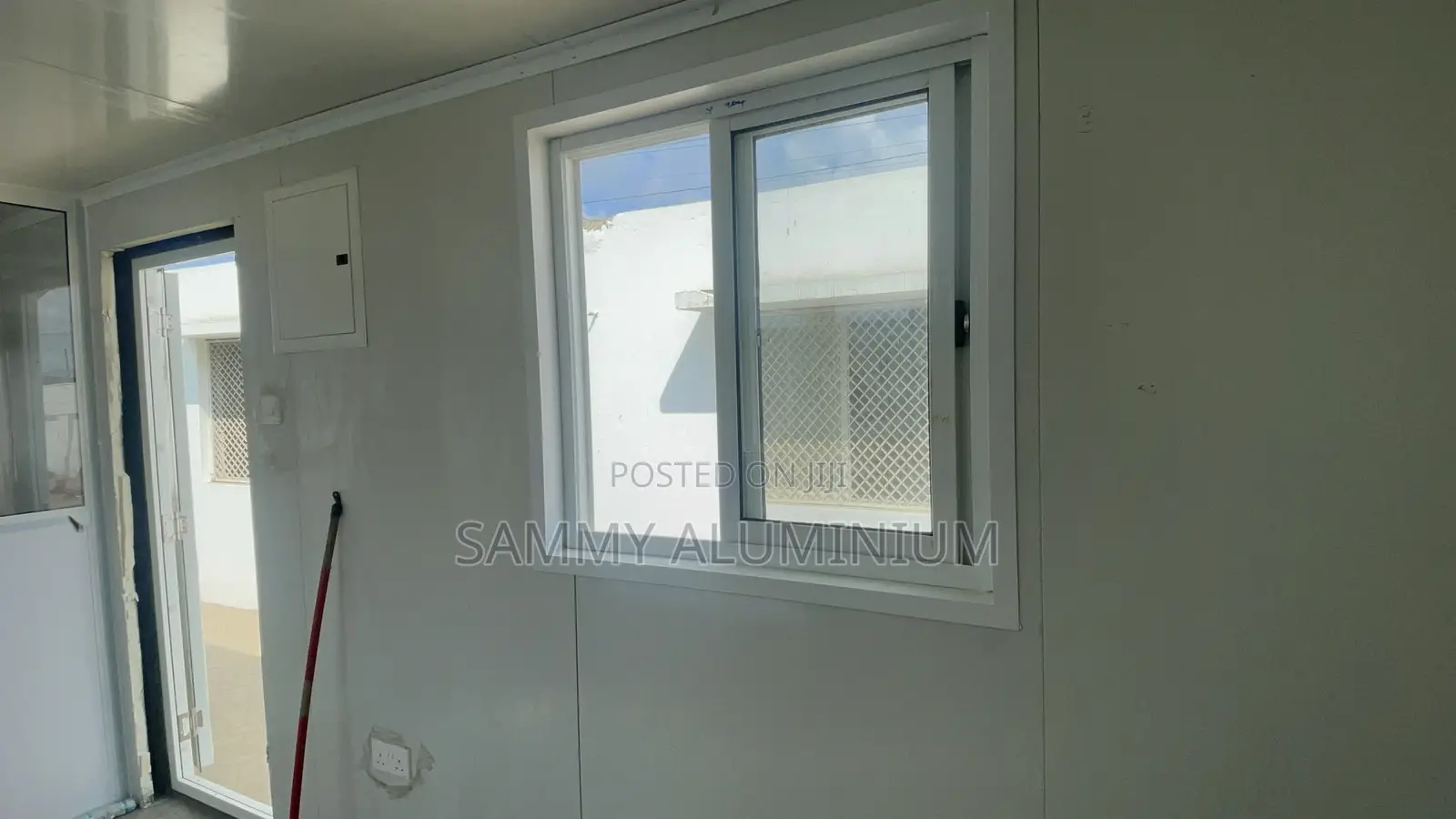 Aluminium And Glass Container Fabrication