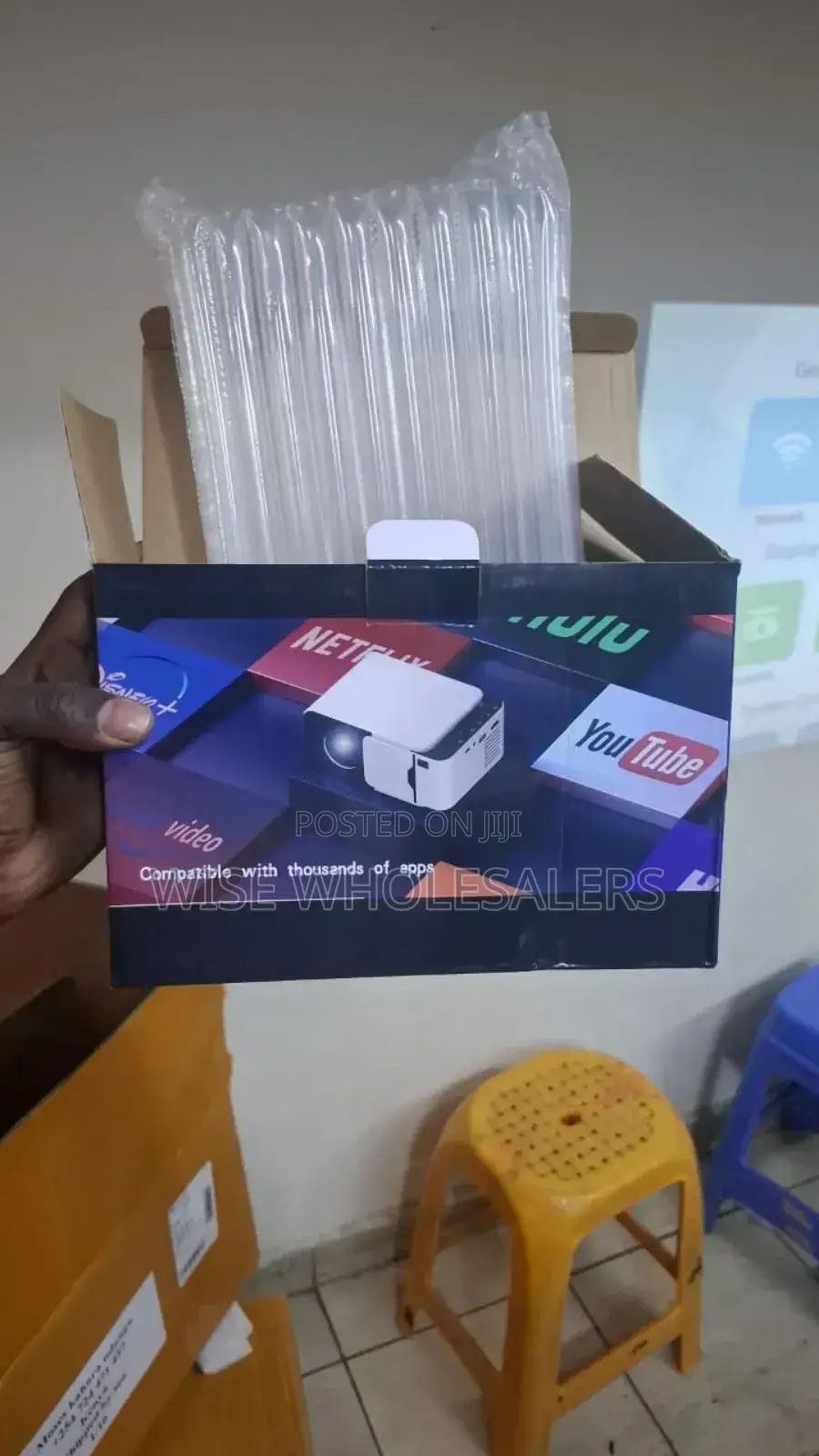 T6 Mini Projector