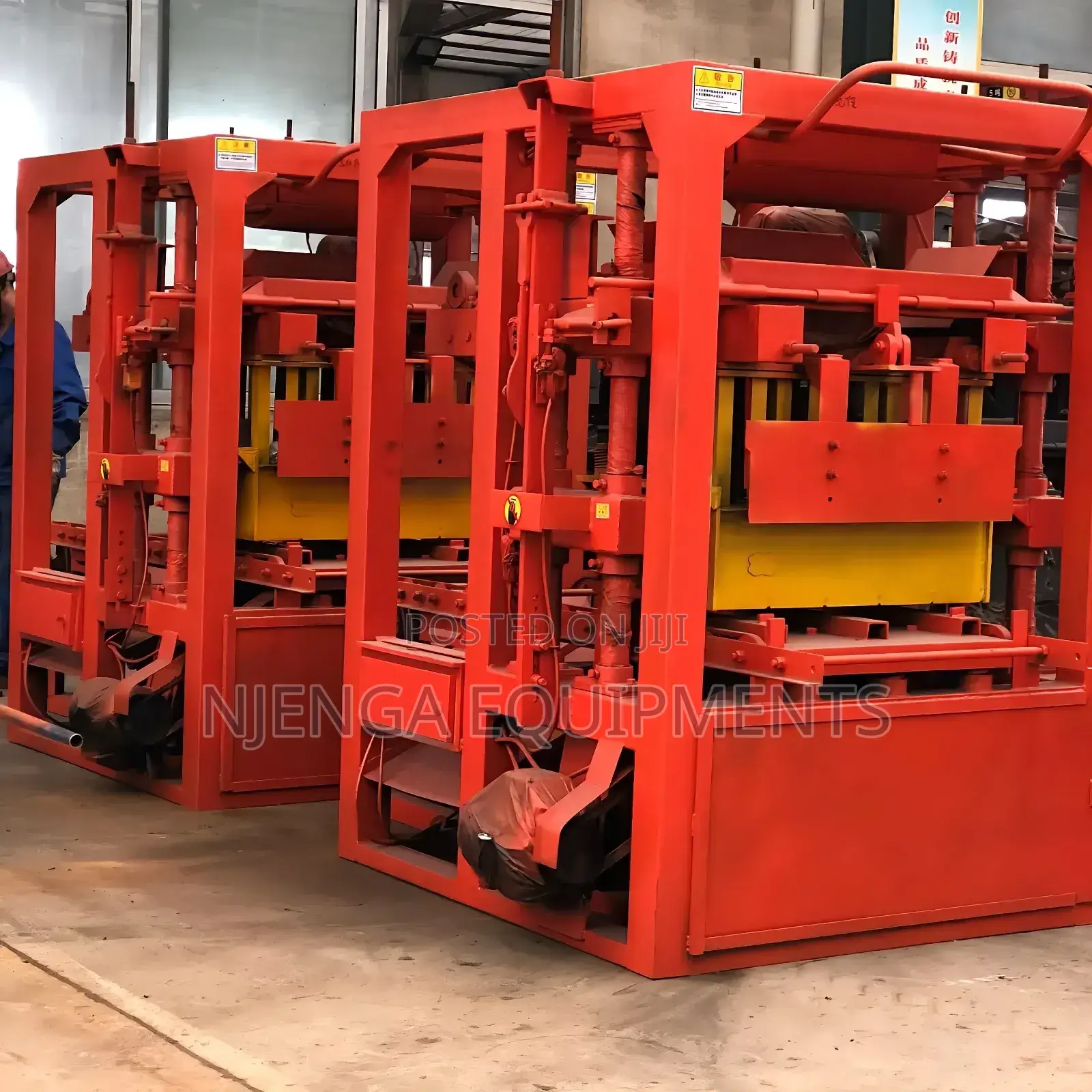 Concrete Cabro Making Machine