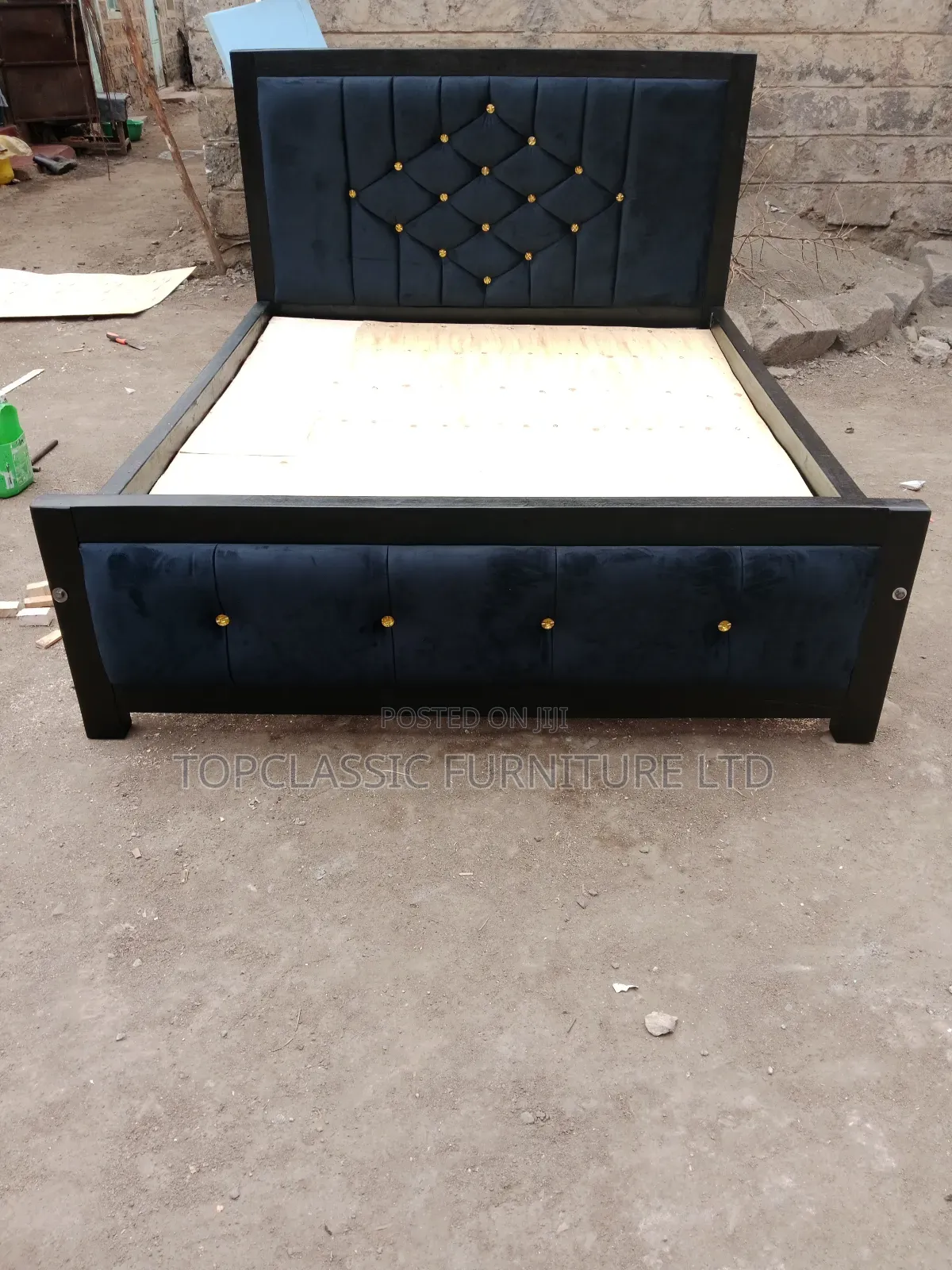 Mocket Bed 5x6 Light Black