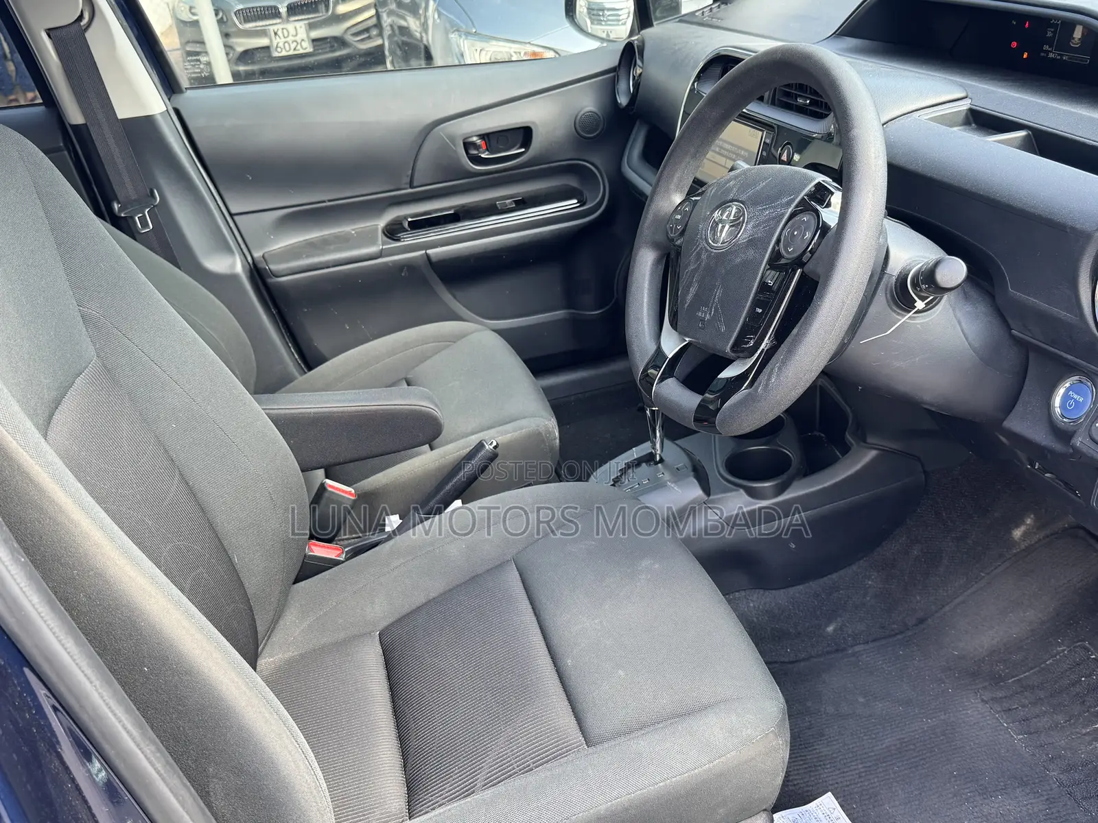 Toyota Aqua 2019 Blue