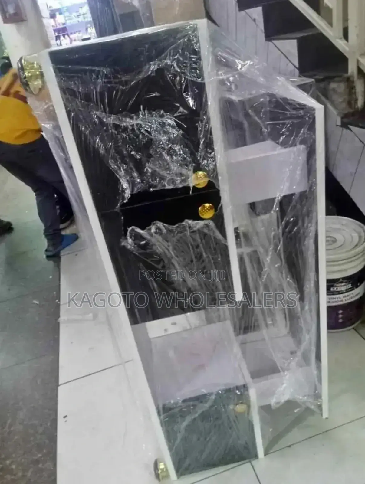 White Instabul 2 Tv Stand/ Stand