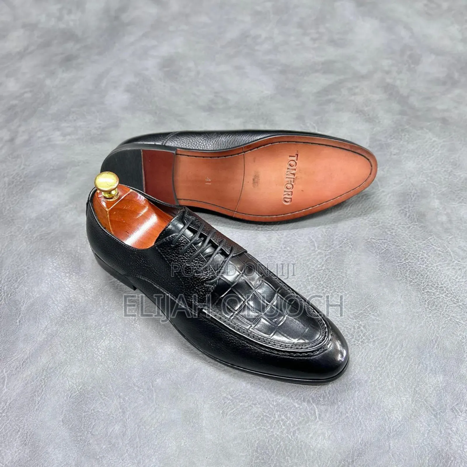 Tom Ford Pure Leather Oxford Officials