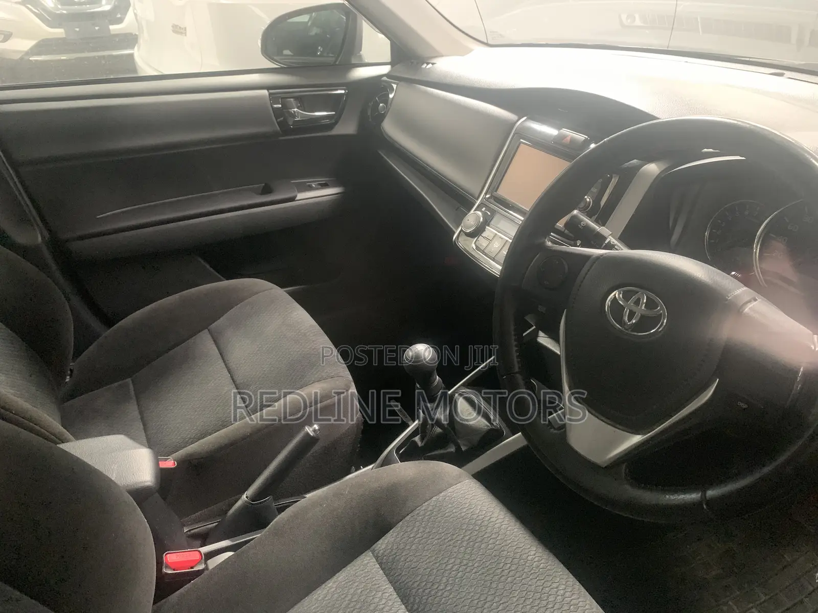 Toyota Axio 1.5 G 4WD 2018 Purple