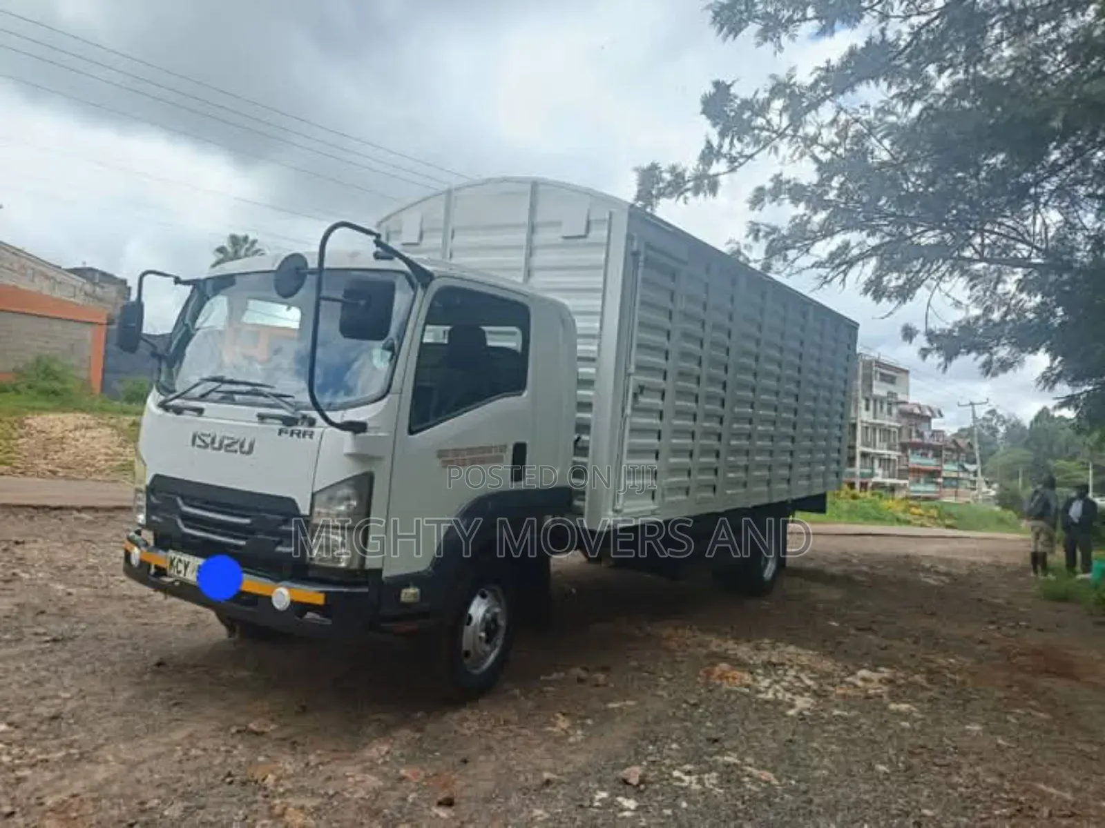 Trucks Available for City to City Transport Services
