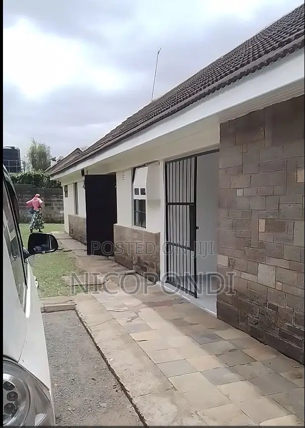 Commercial Standalone in Kilimani for Rent