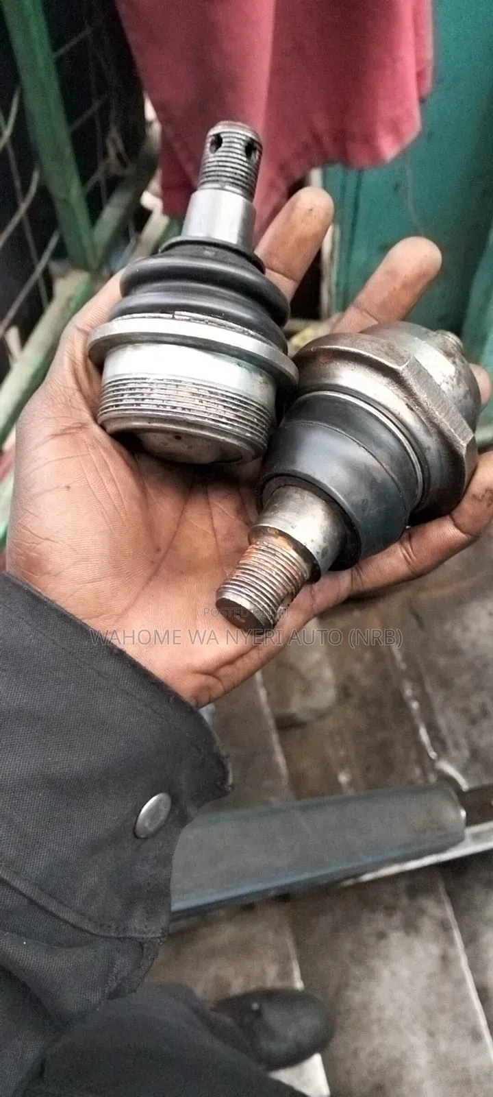 Upper and Lower Ball Joint Isuzu Elf