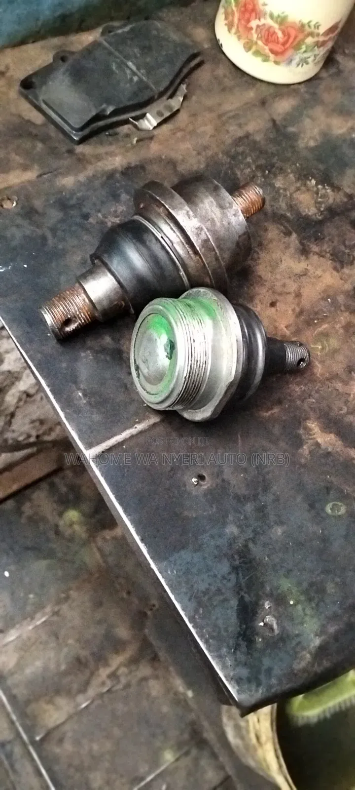 Upper and Lower Ball Joint Isuzu Elf