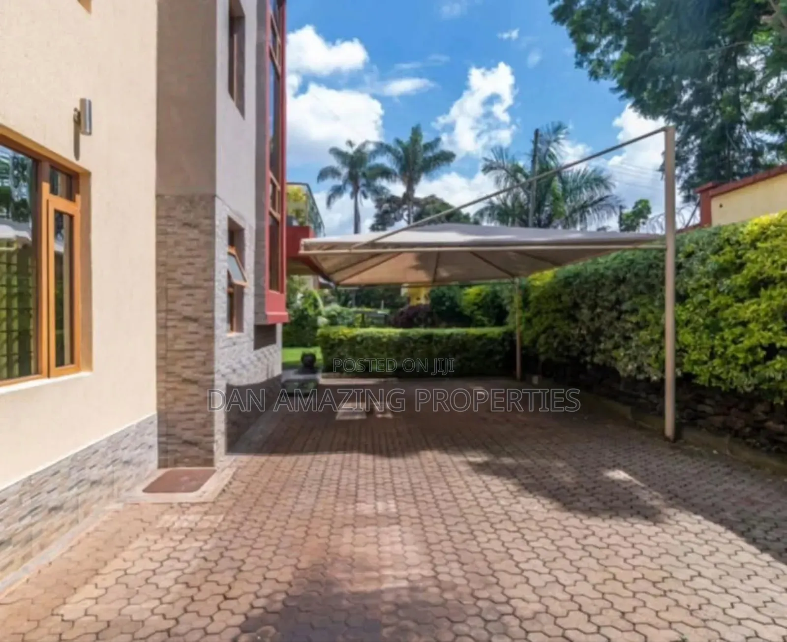 5bdrm Maisonette in Lavington Plus Dsq for sale