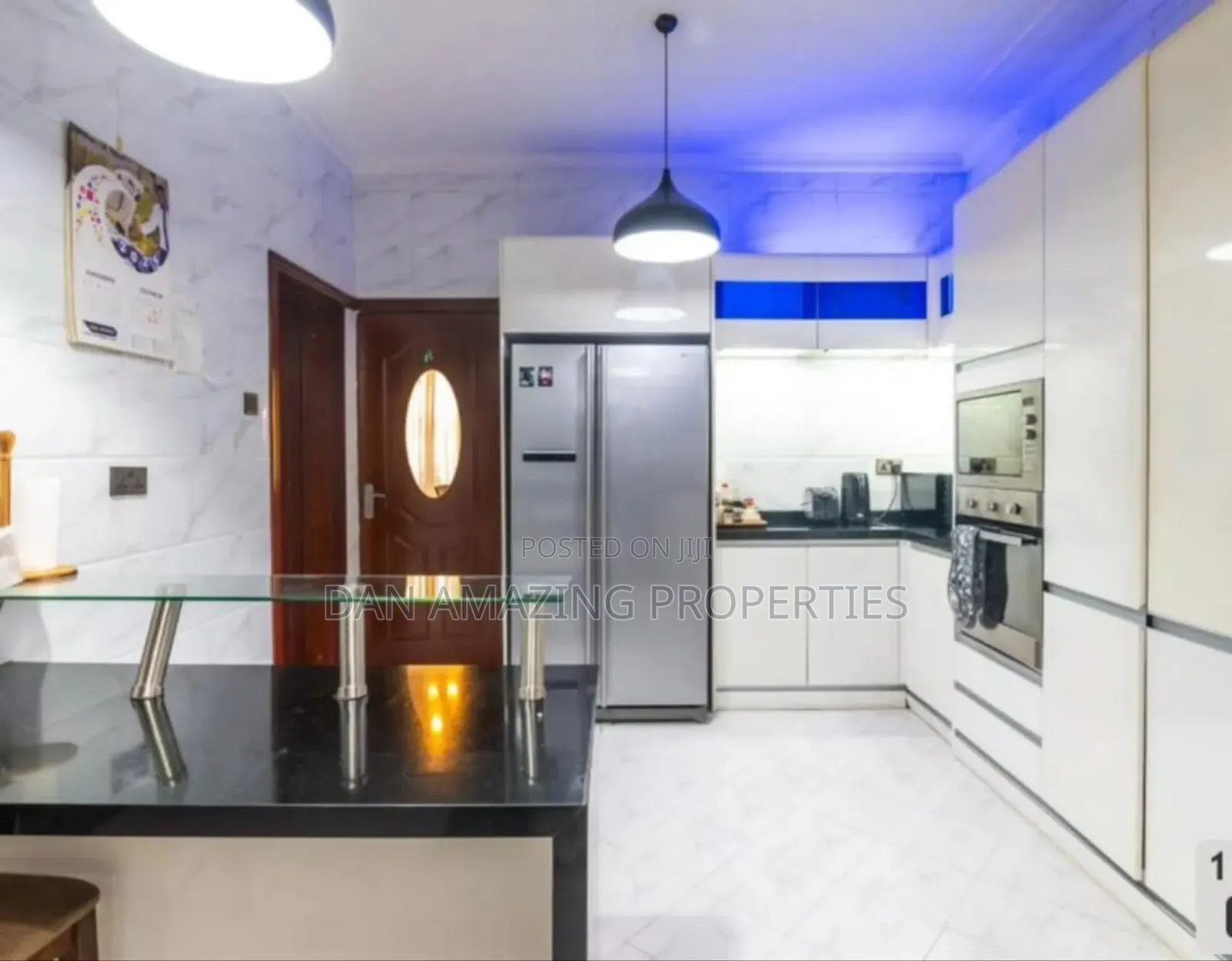 5bdrm Maisonette in Lavington Plus Dsq for sale