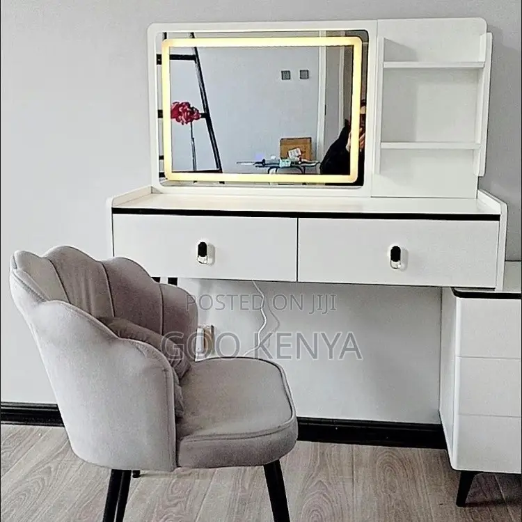 Home Furniture ; High Quality Wood Panel Dressing Table