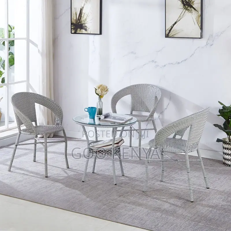 Outdoor Furniture ; Bistro Gray Beach Patio Set With Table
