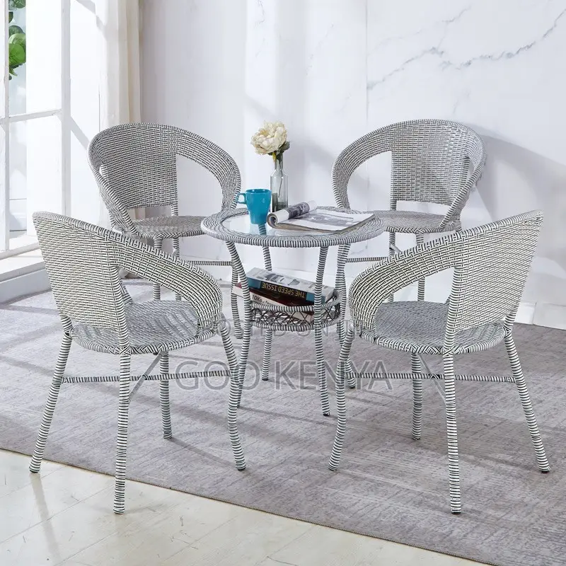 Outdoor Furniture ; Bistro Gray Beach Patio Set With Table