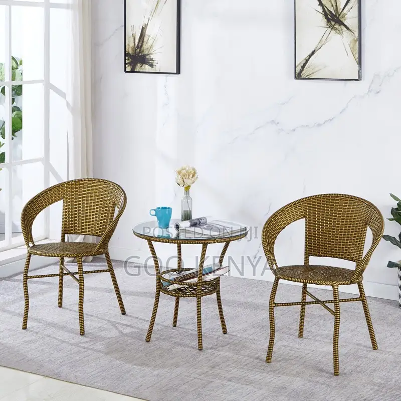 Outdoor Furniture ; Bistro Gray Beach Patio Set With Table