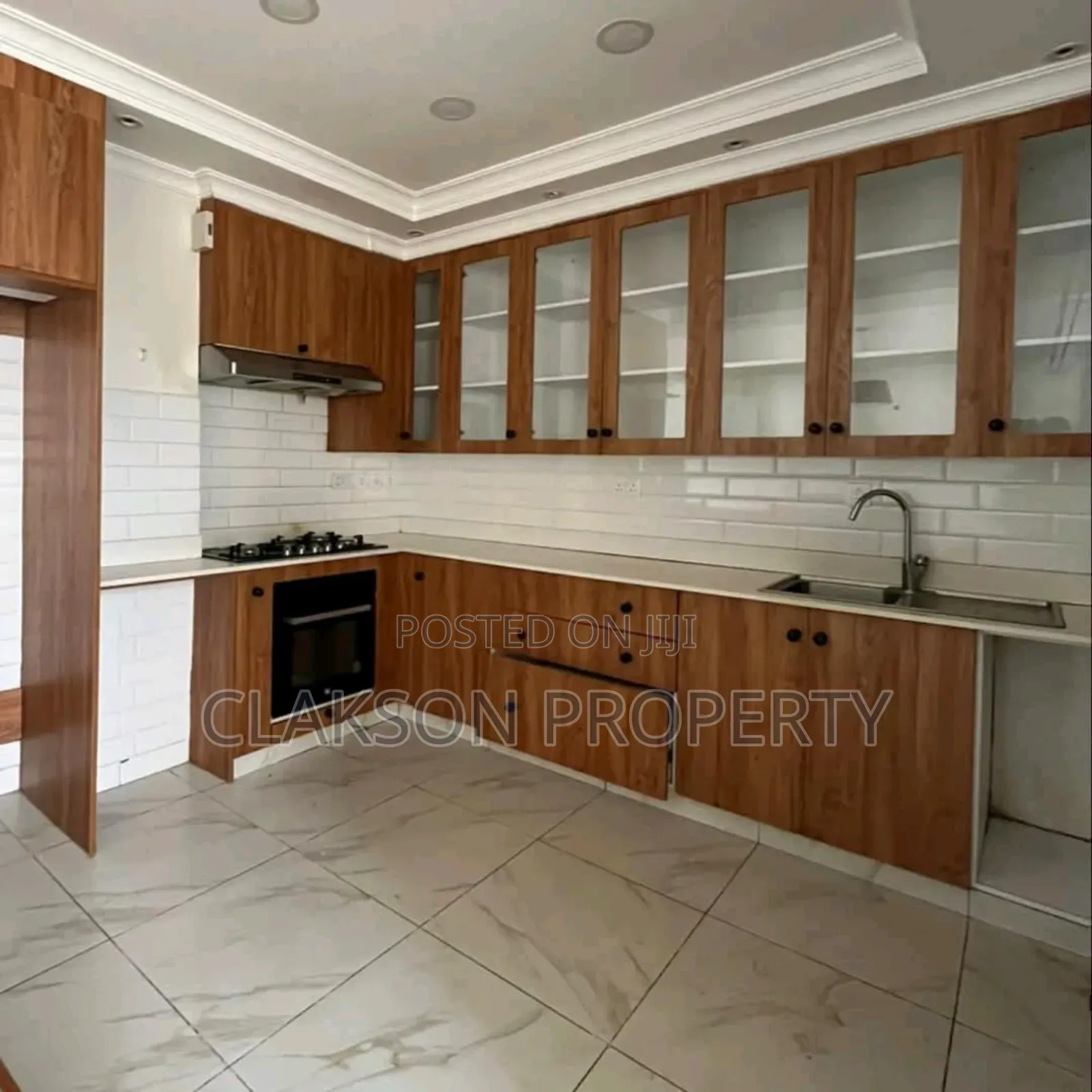 4bdrm Apartment in Kileleshwa for rent