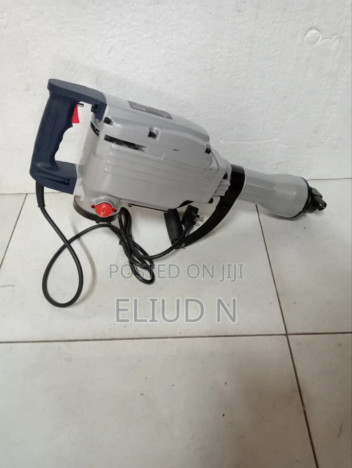 1450w Heavy Duty Demolition Hammer/Maxmech