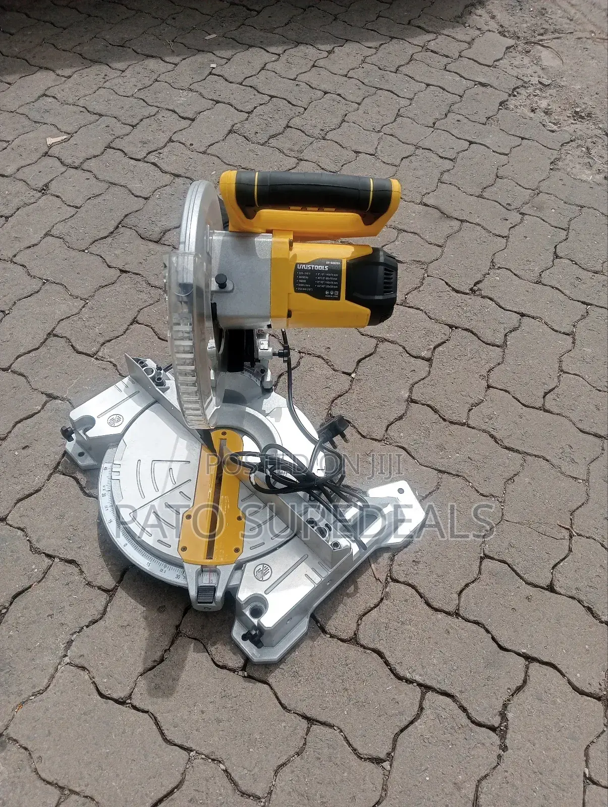 Brand New Uyustools Mitre Saw 1800w