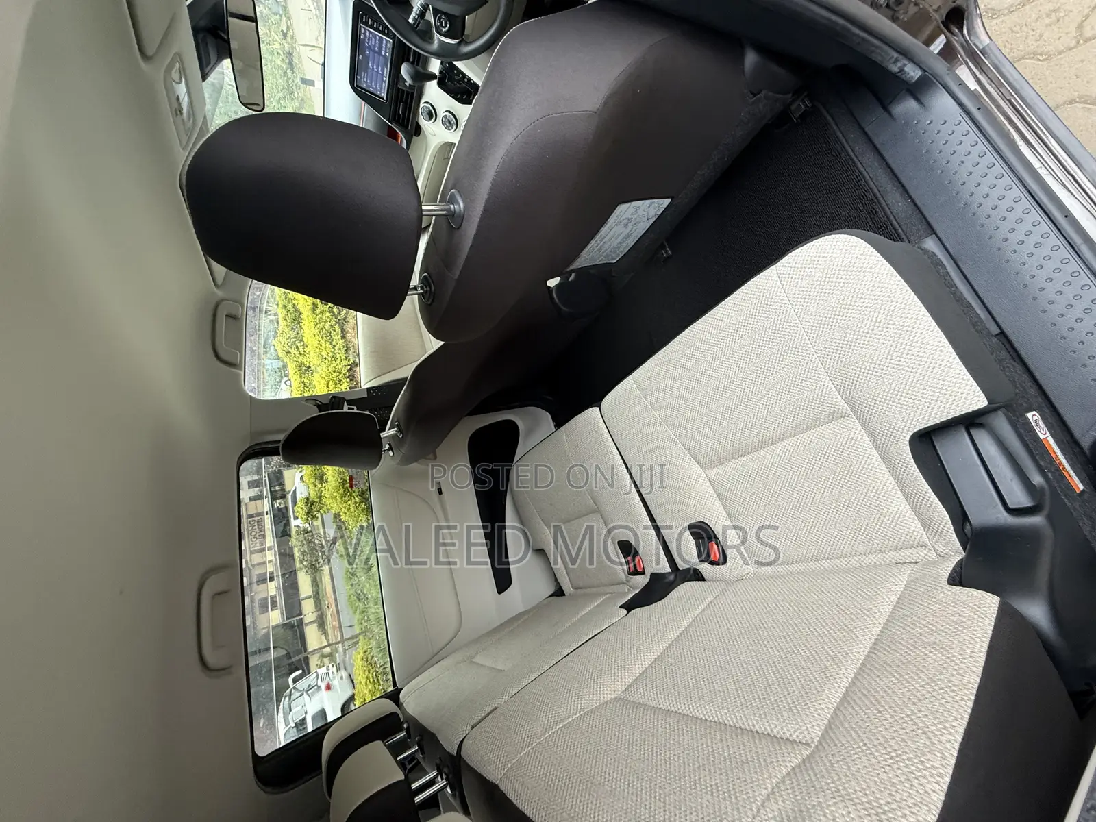 Toyota Sienta 2018 Brown