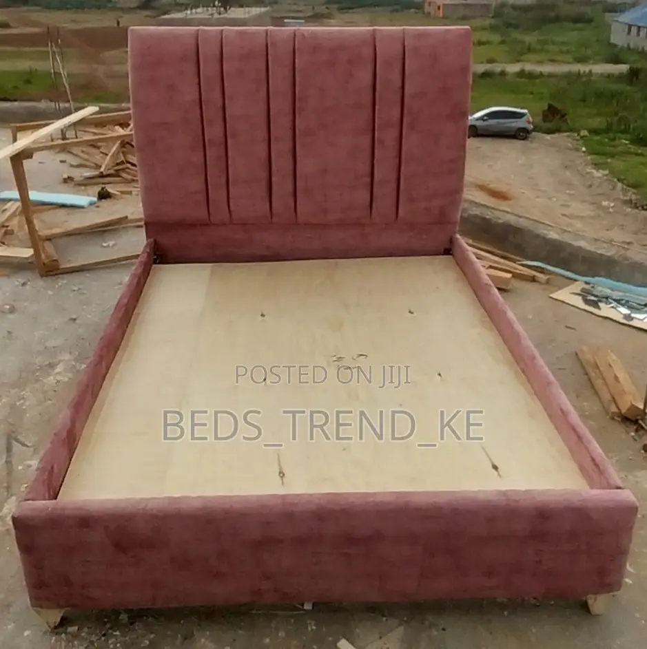 5 by 6 Modern Calssy Bed