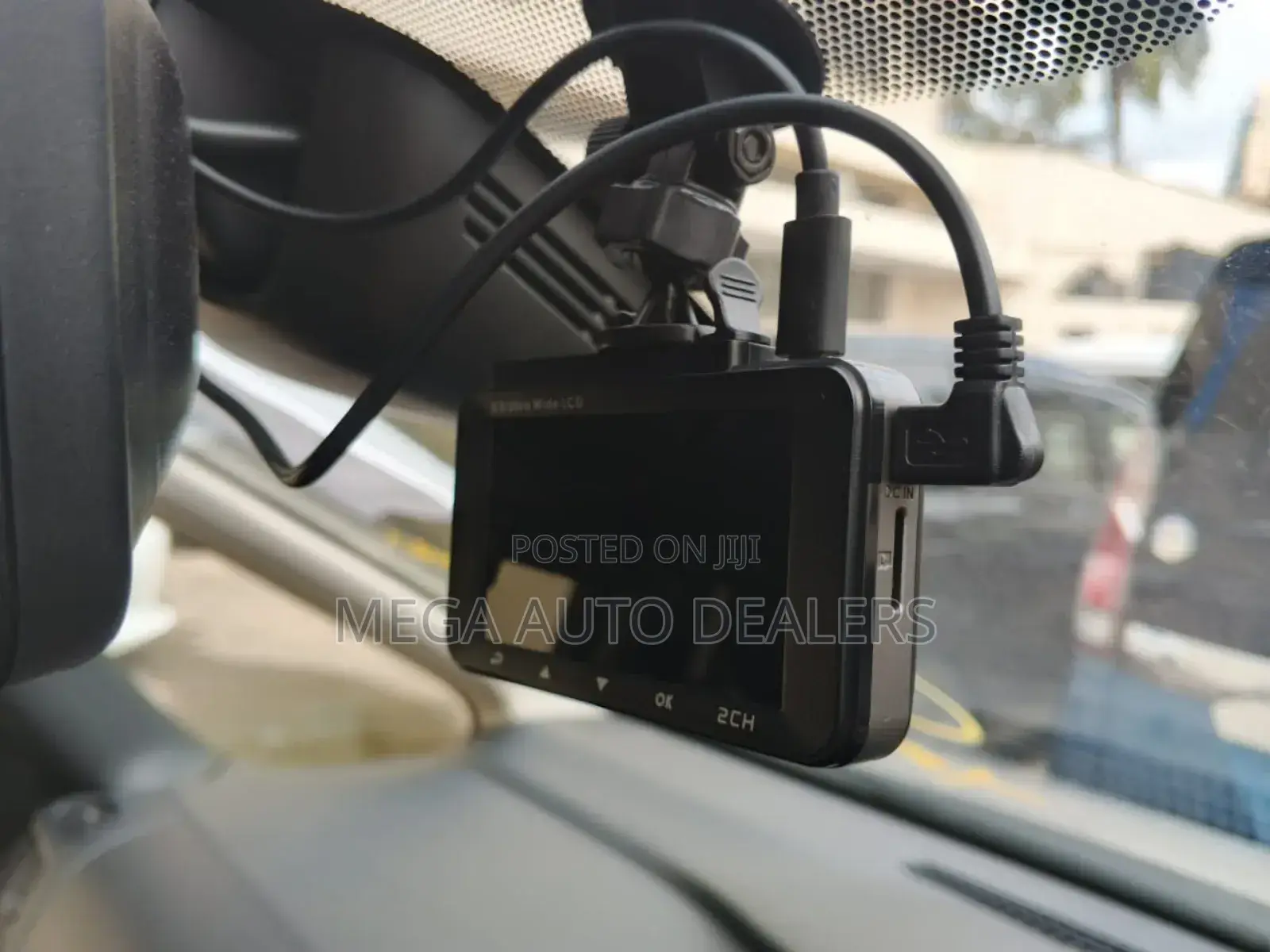Nissan Serena 2018 Gold