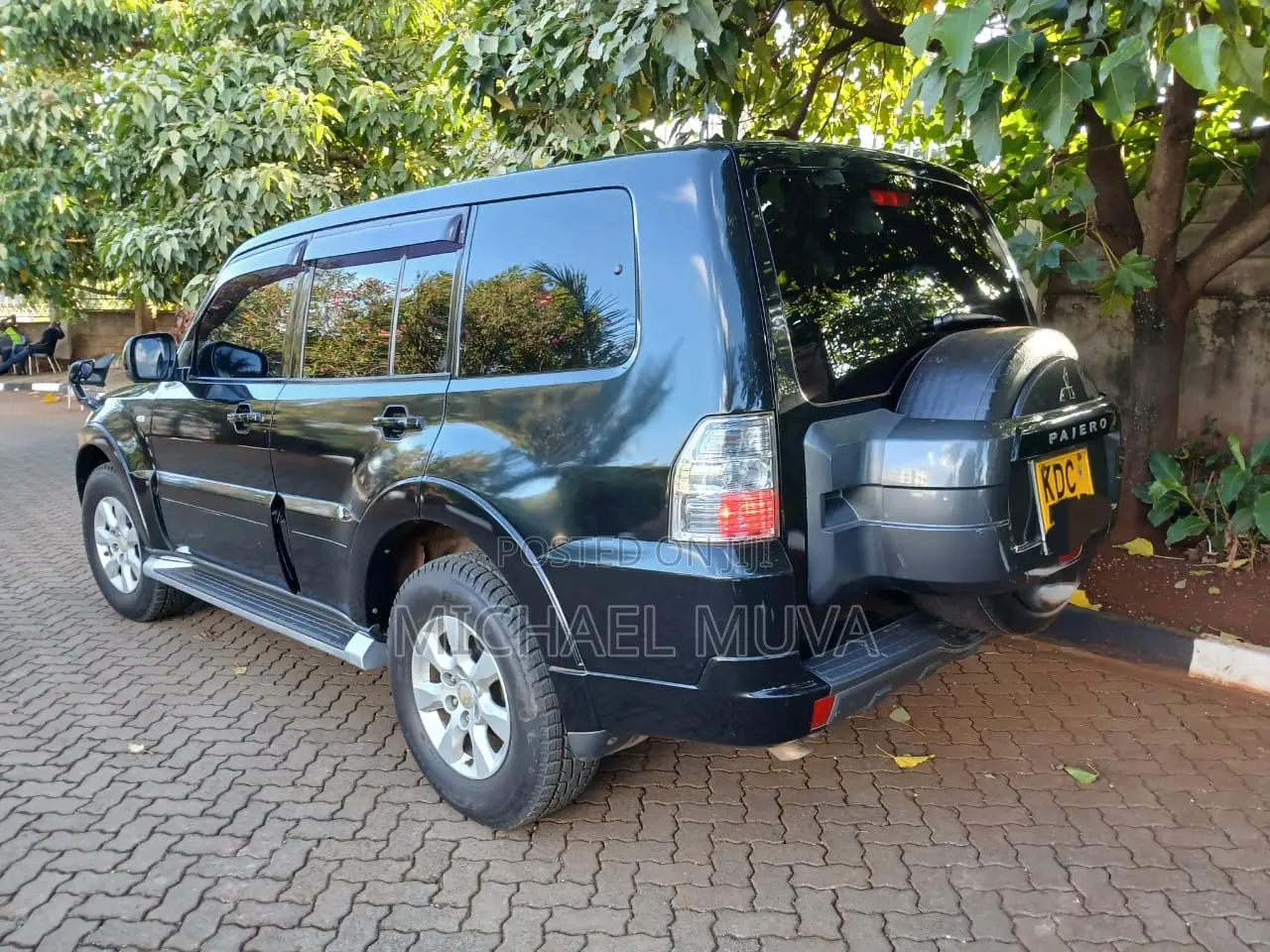 Mitsubishi Pajero V80 3.0 VR-I 2014 Black