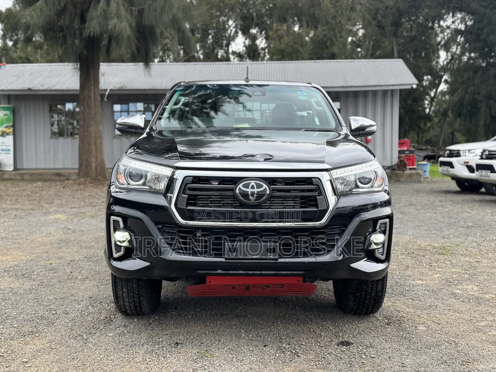Toyota Hilux Revo Double Cab Deisel 2.4 AWD 2019 Matt Black