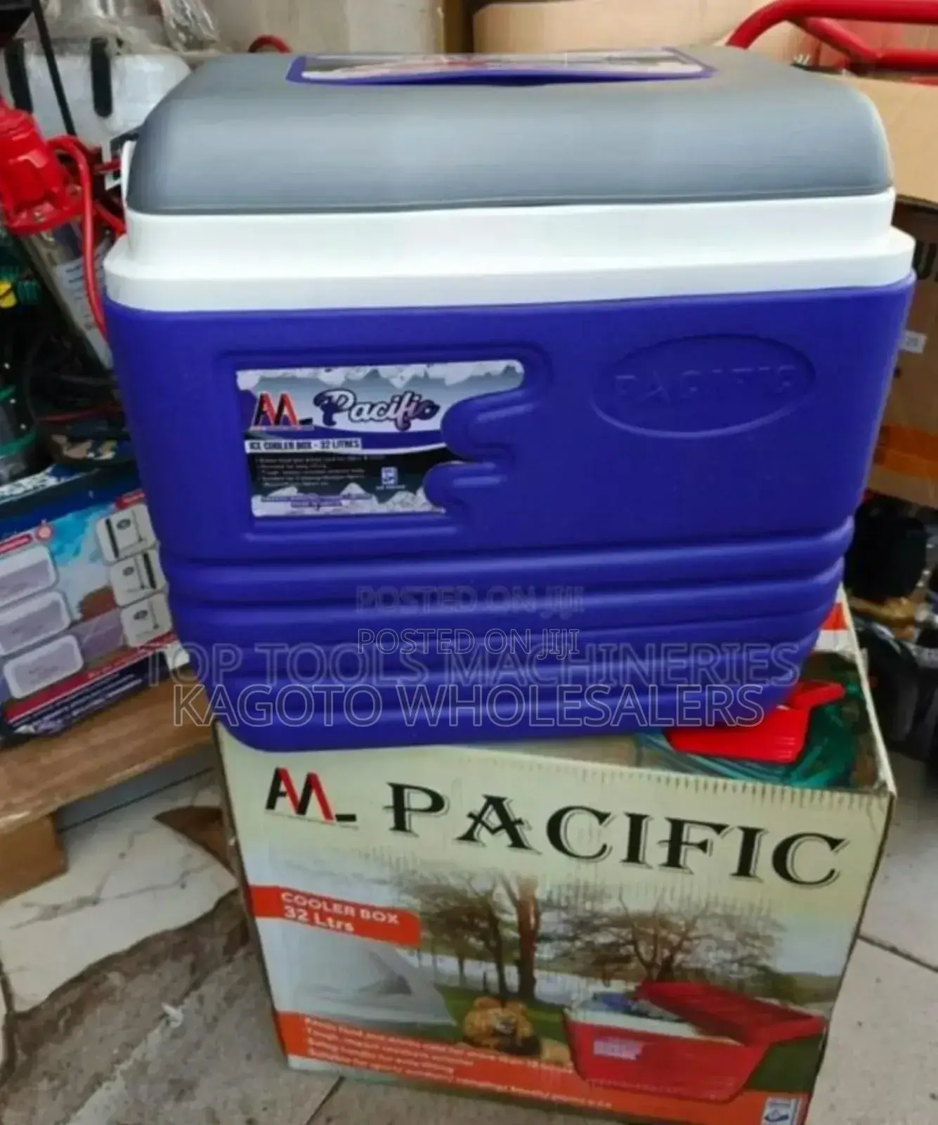 33litres Cooler Box