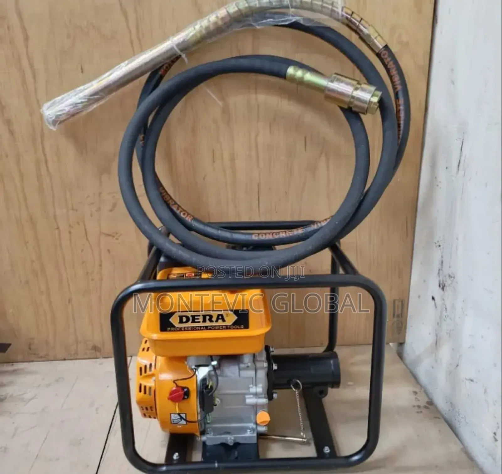 Dera Concrete Vibrator 8.5hp With 45mm Poker Shaft