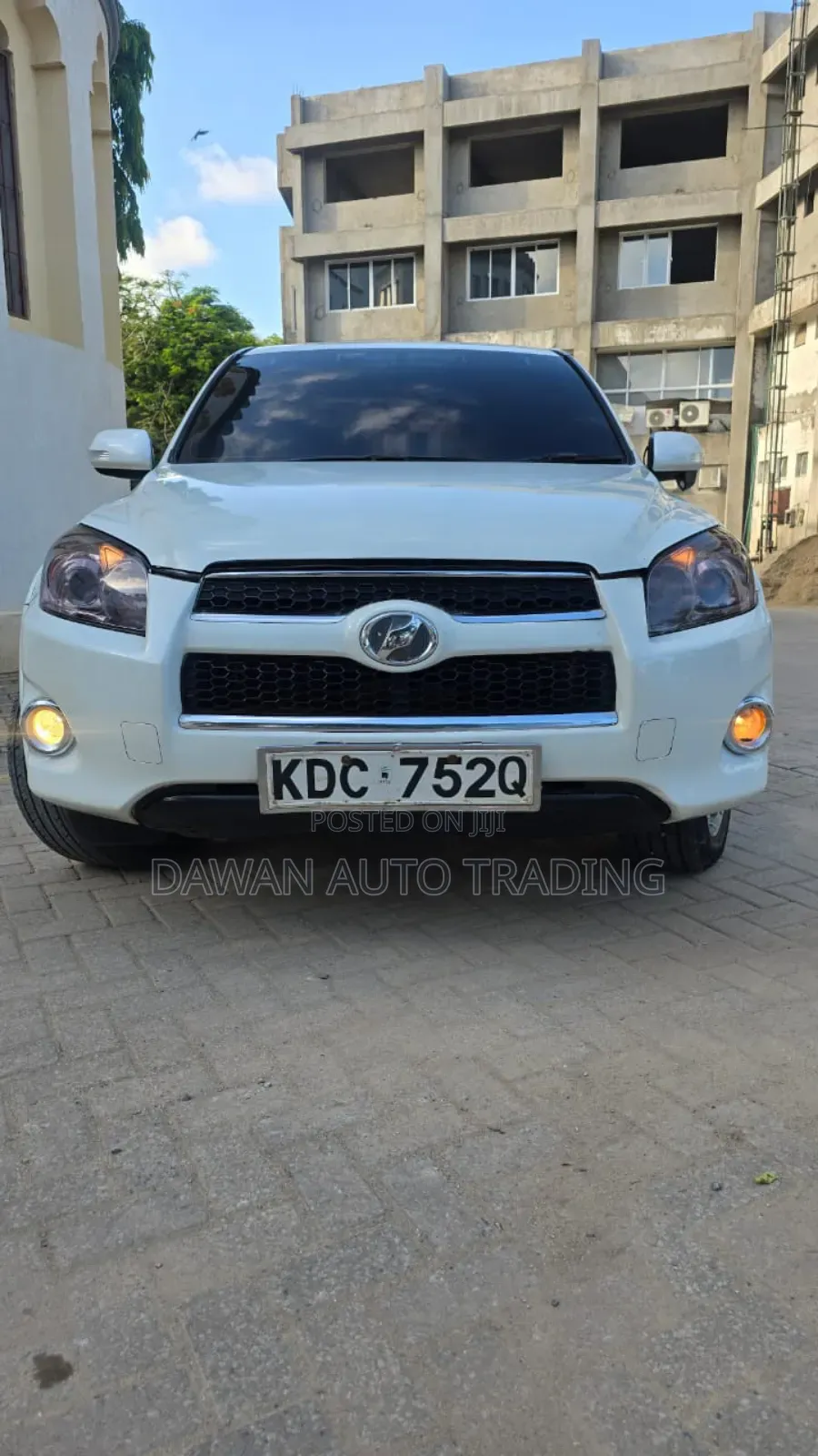 Toyota RAV4 2015 White