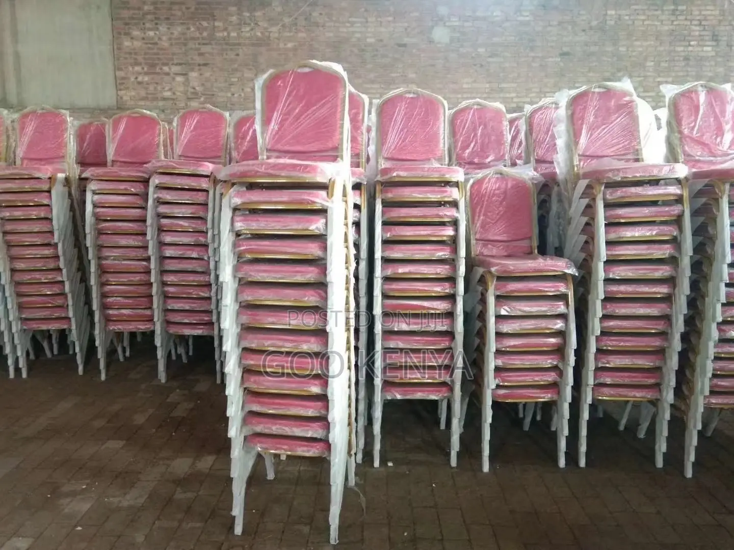 Office Chair ; Gold Stacking Metal Banquet Chair