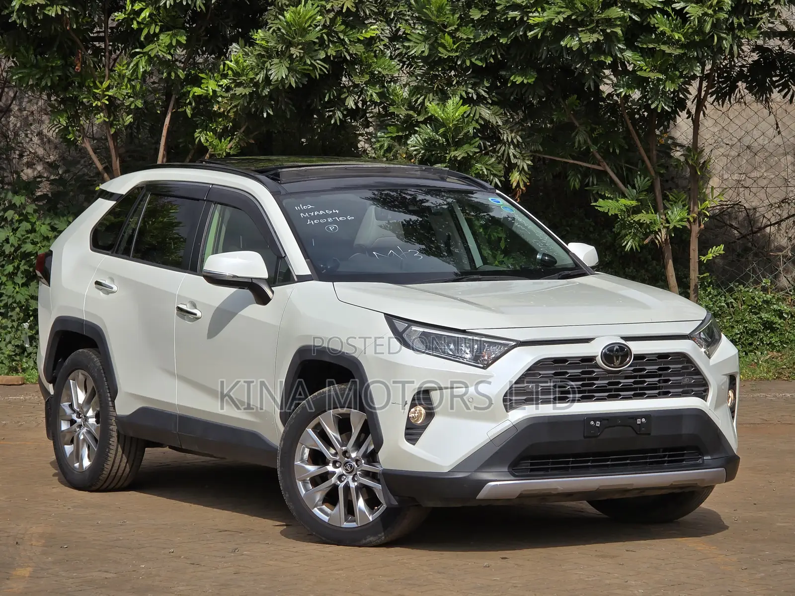 Toyota RAV4 2019 White