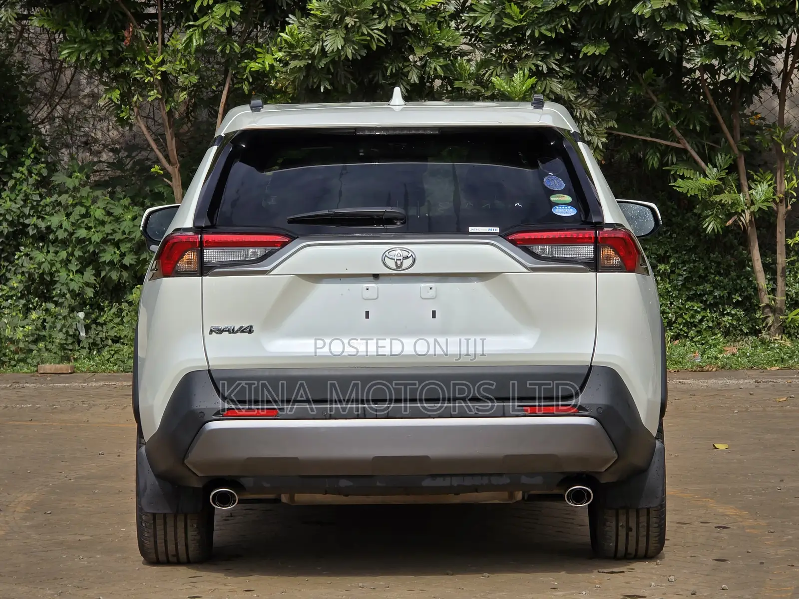 Toyota RAV4 2019 White