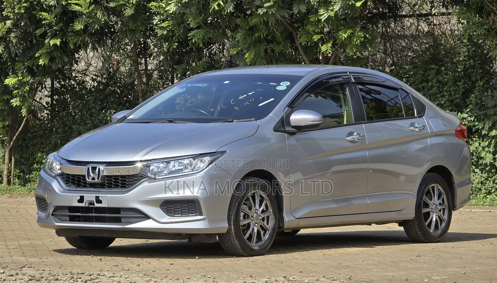 Honda Grace 1.5 Petrol FWD 2018 Gray