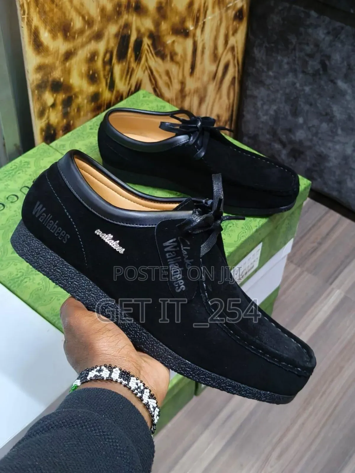 Clarks Wallabees Black
Size 39_45
Fully Restocked 😊🔥🔥