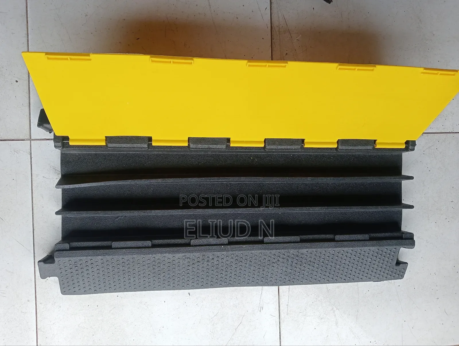 Heavy Duty and Long Lasting Cable Protector 3 Way