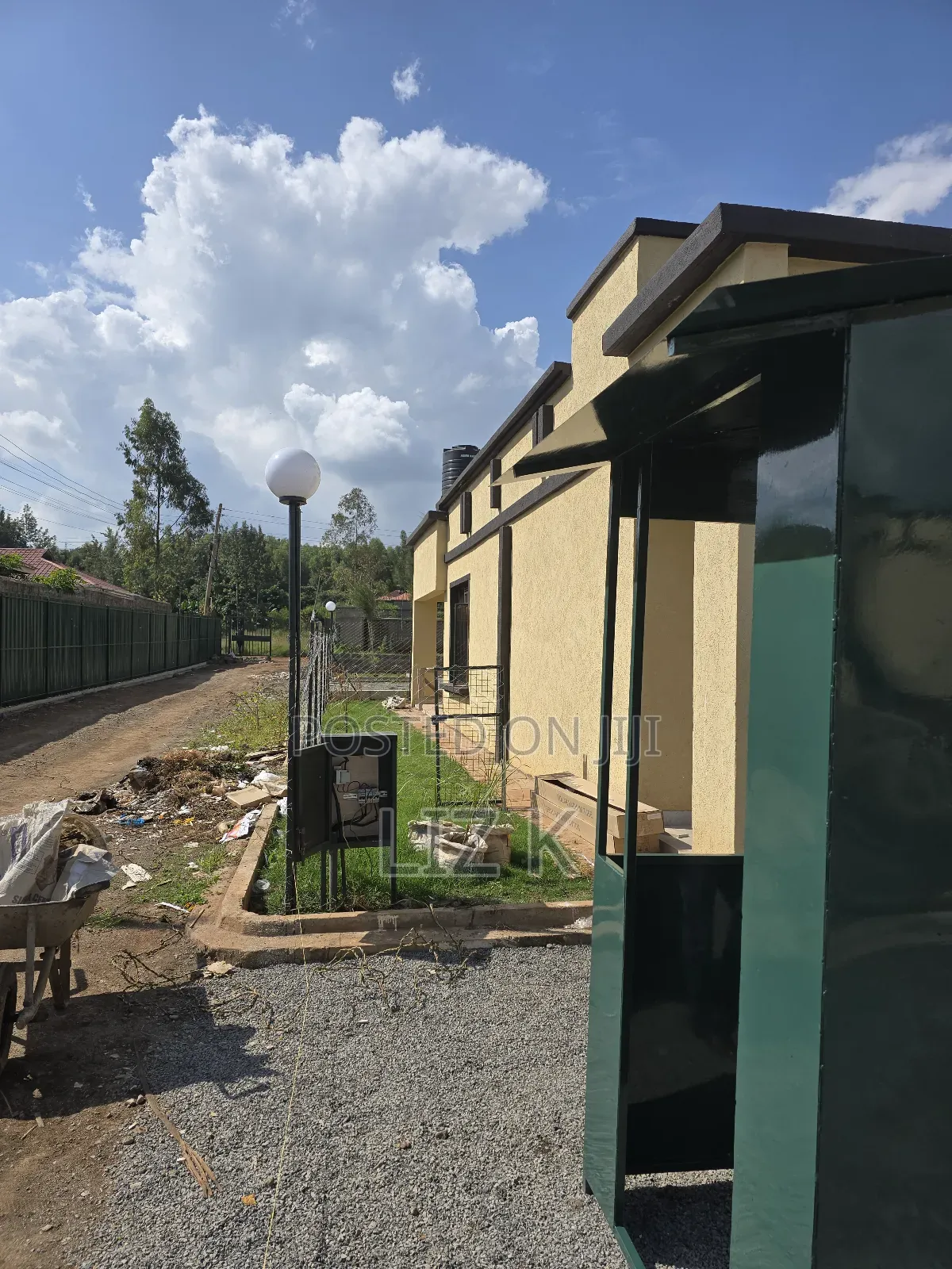 3bdrm Bungalow in Kimunyu, Kenyatta Road / Theta  for sale