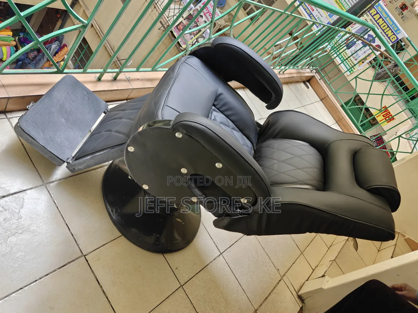 Recliner Local Kinyozi Seat
