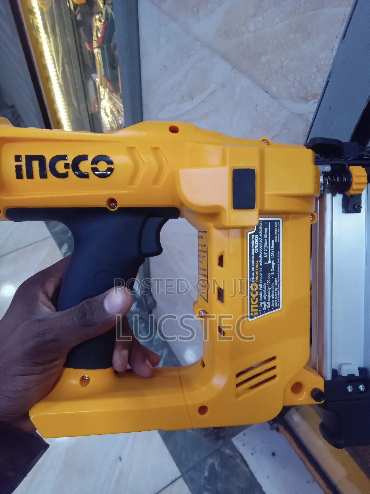 Ingco 20v Cordless Li-ion Brad Nailer