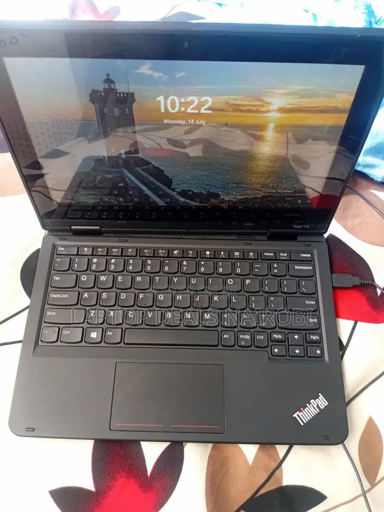 Laptop Lenovo Yoga 11e 4GB Intel Celeron SSD 128GB