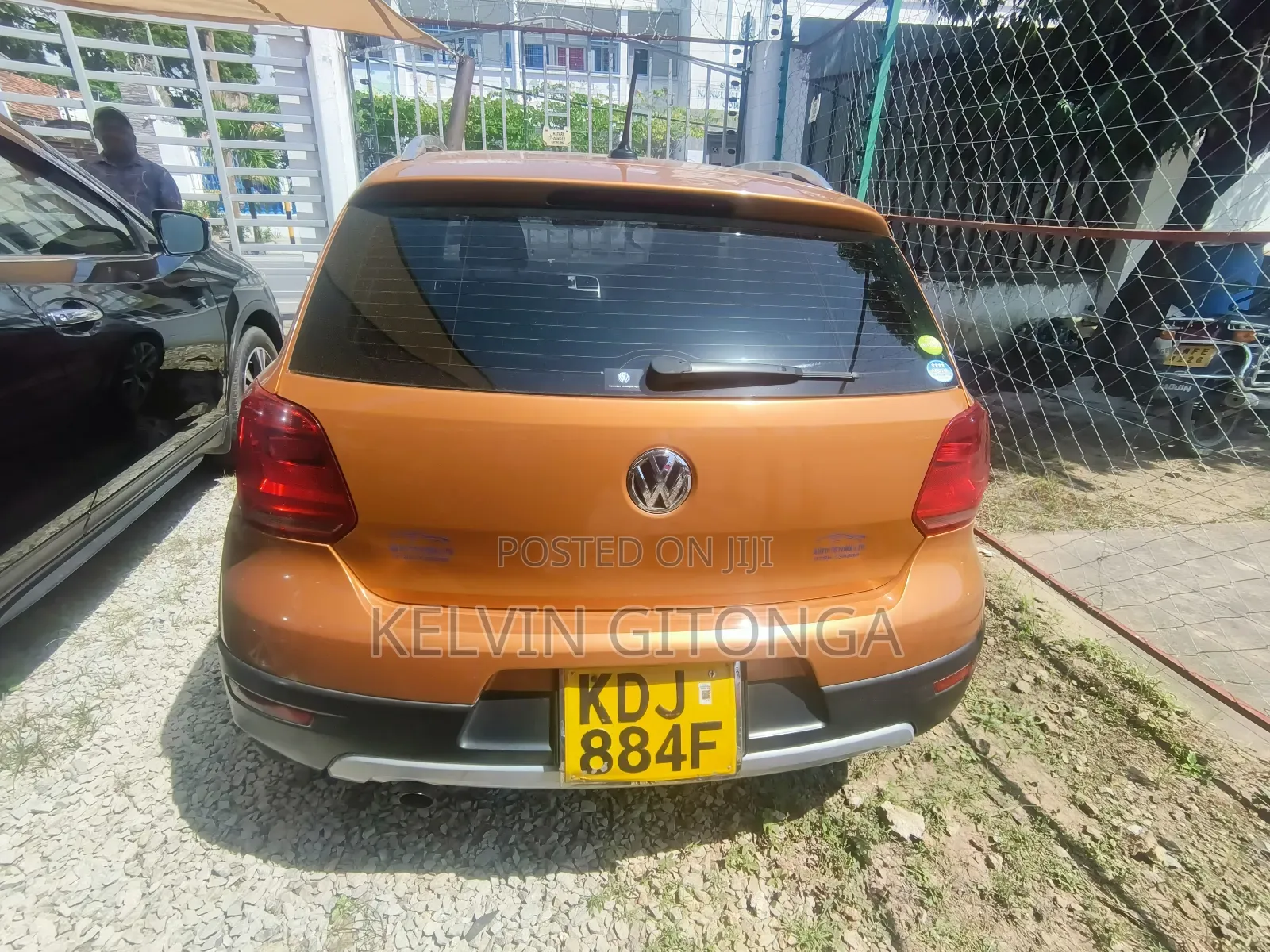 Volkswagen Polo 2016 Orange