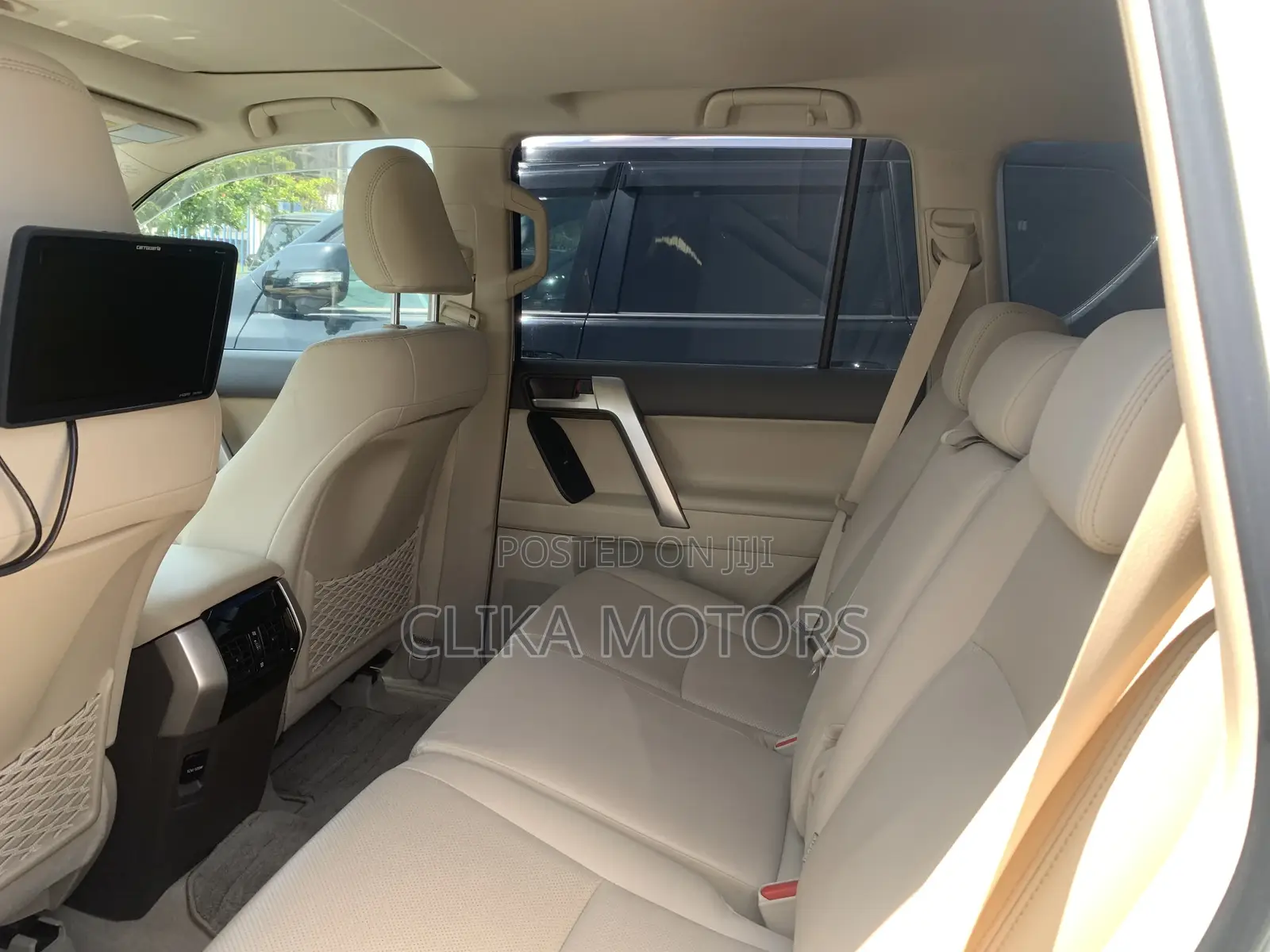Toyota Land Cruiser Prado 2.7 2017 Off white