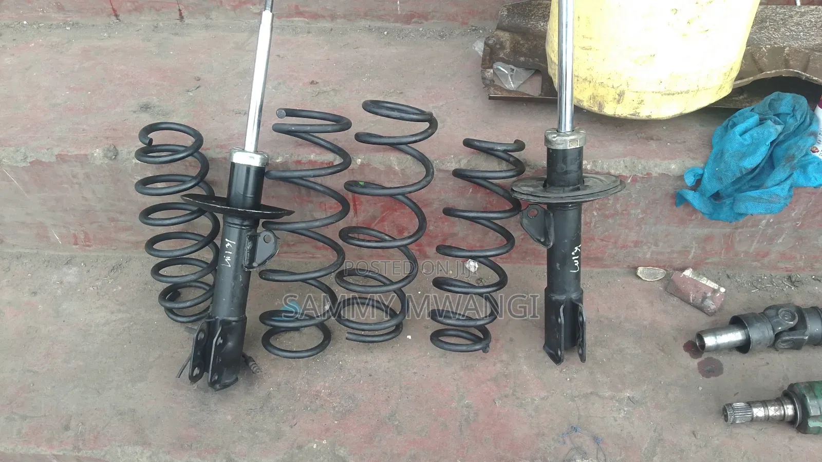 Toy Aqua Spade Ractis Front Shock and Springs 2500