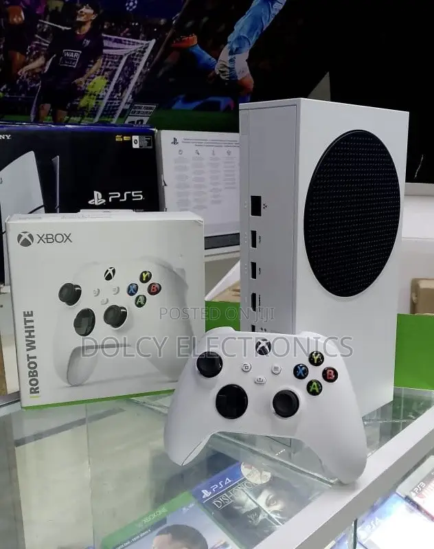 Xbox Series S 512gb SSD Console(Used 2 Controllers)