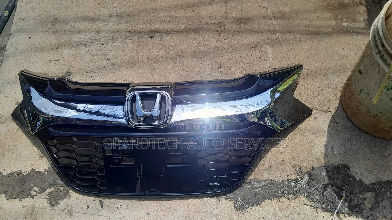 Honda Vezel Chrome Grile
