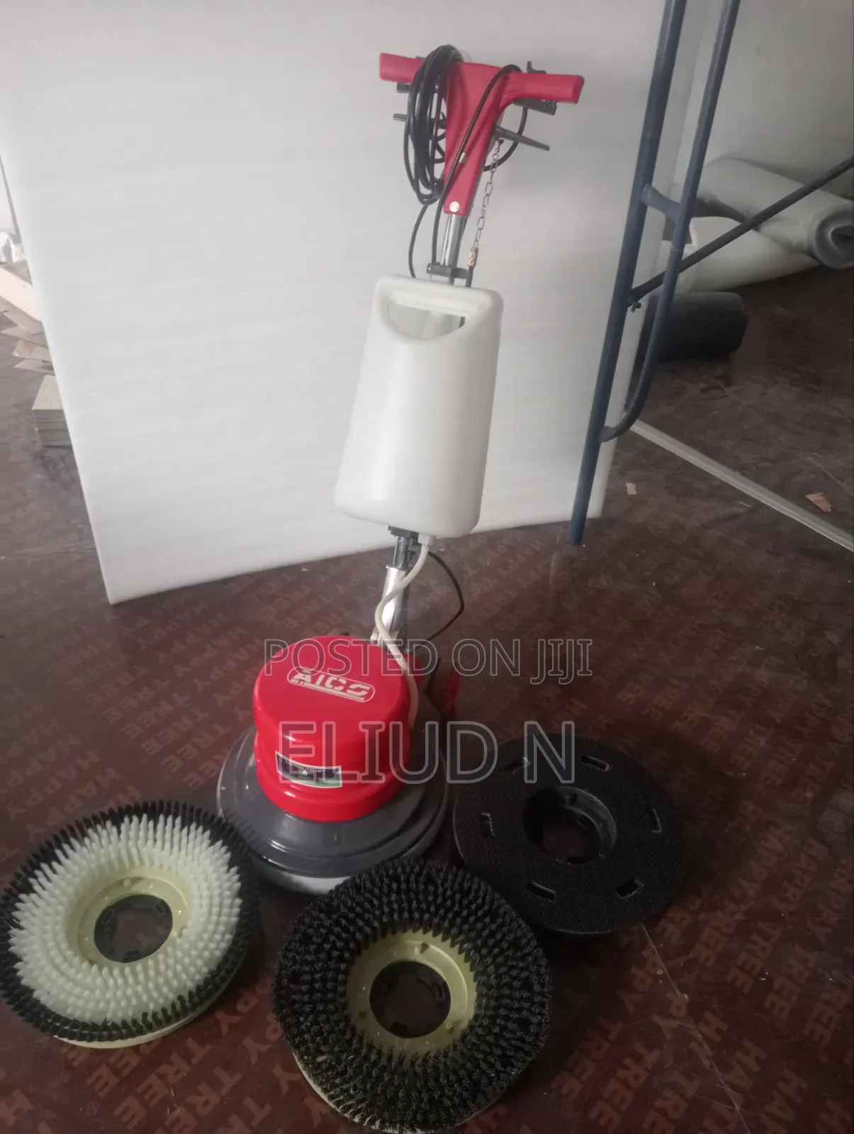 Quality Floor Scrubber Aico
