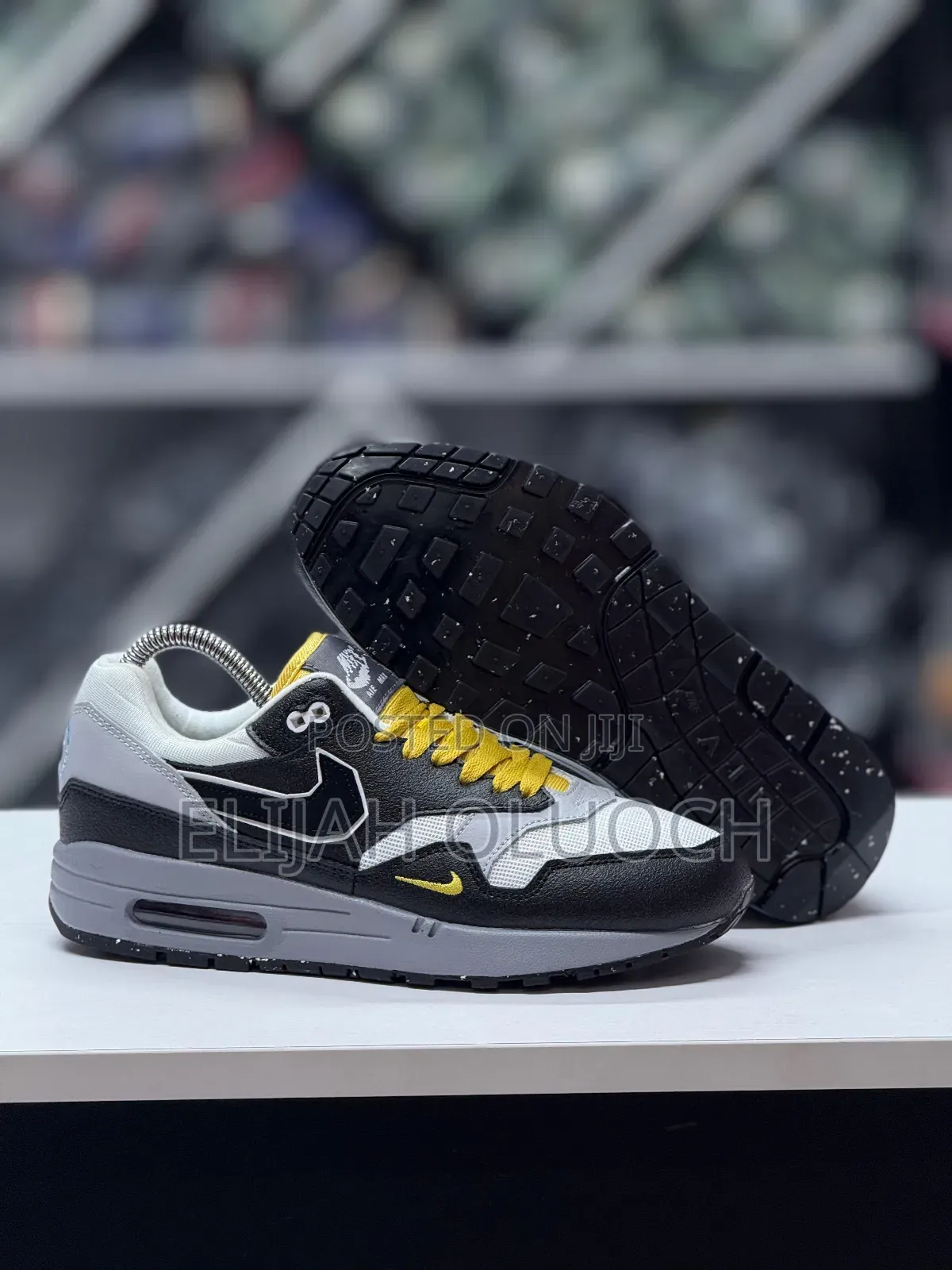 Nike Air Max 1 Big Head Mode "Goldeneye 007"
Sizes 40-45