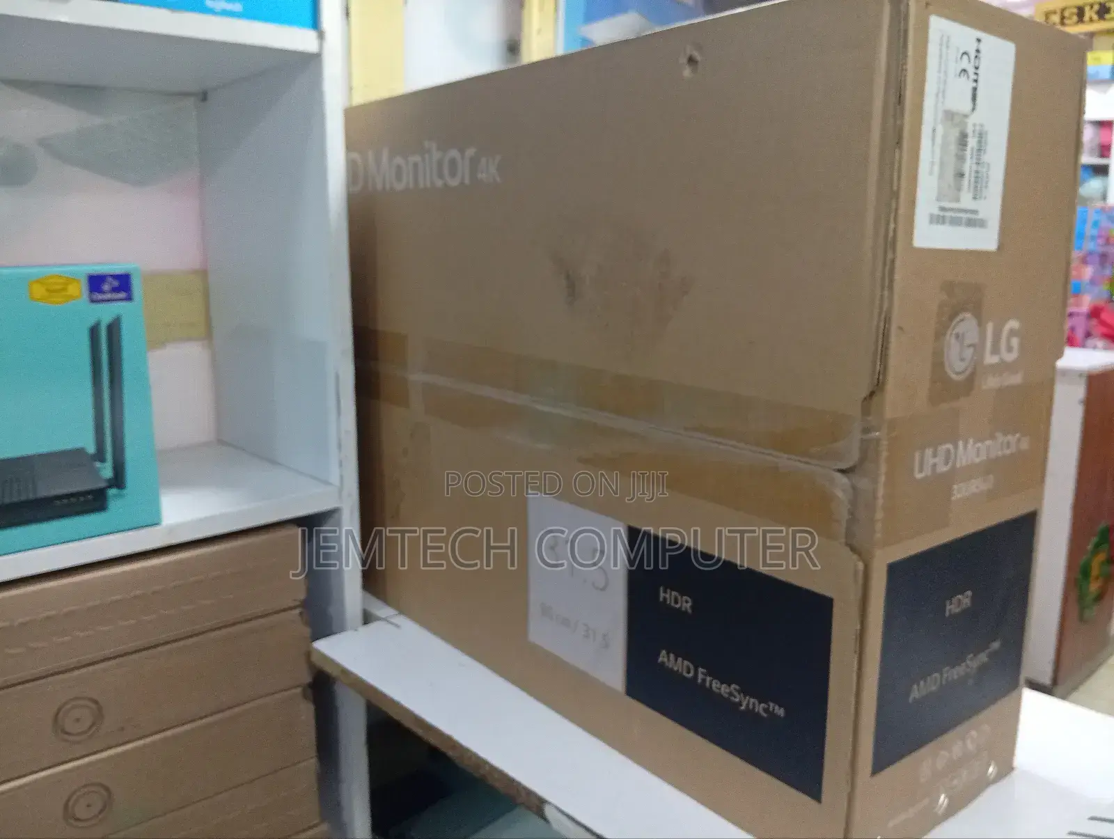 Lg Uhd 31.5′′ Monitor –32ur500-B ^°Uhd 31.5′′ Monitor