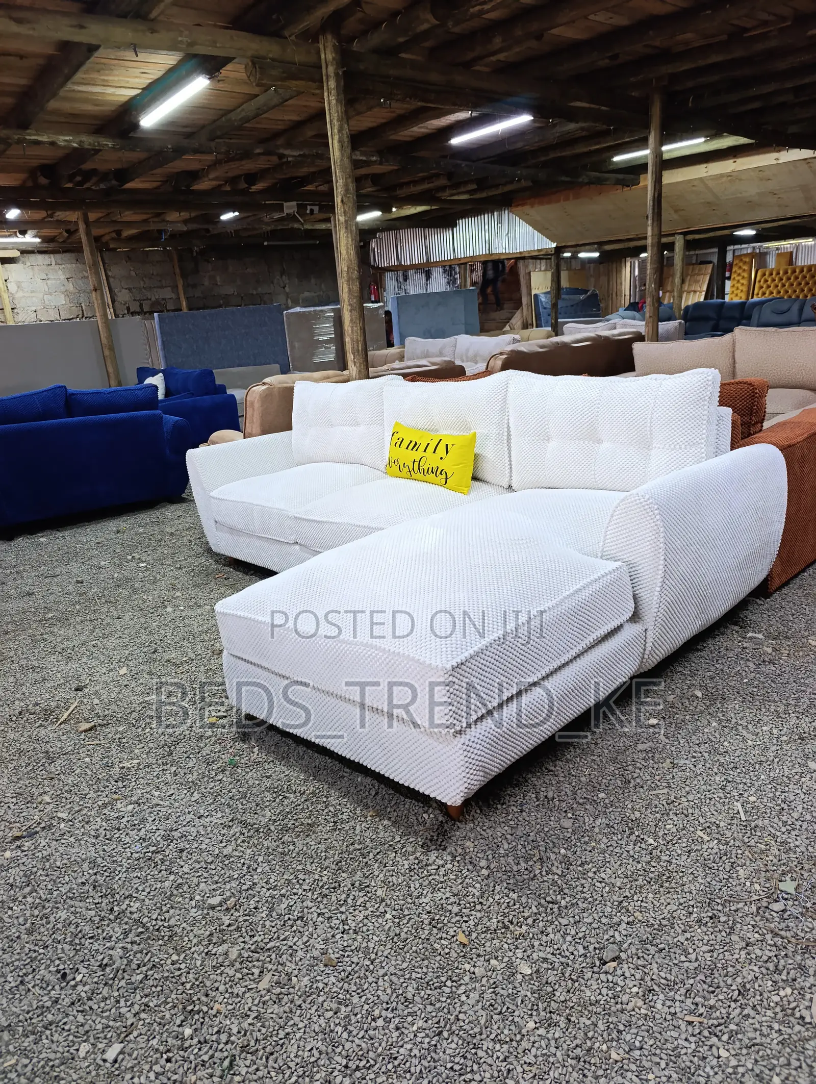 Timeless White 6 Seater L Seat With Free Throw Pillows